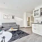 Bel Appartement Pres Des Champs-Elysees