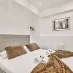 Bel Appartement Pres Des Champs-Elysees
