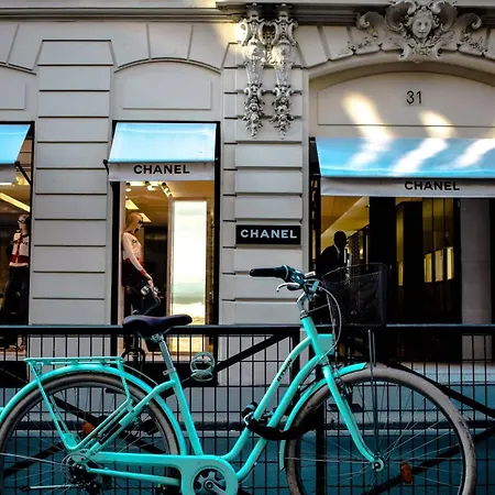 Bel Pres Des Champs-elysees Apartment